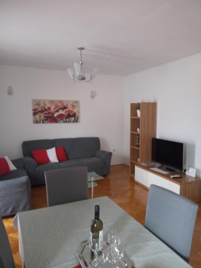 Apartman Teklic Kaštela Eksteriør bilde