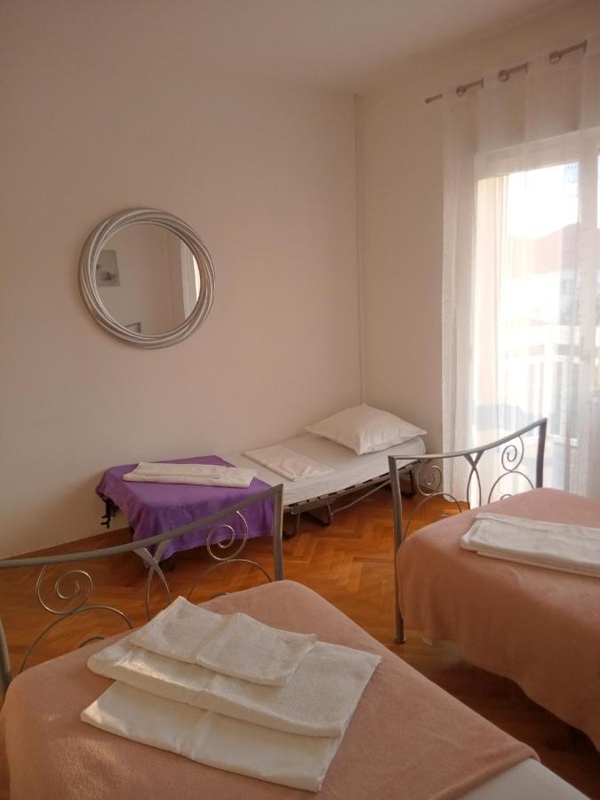 Apartman Teklic Kaštela Eksteriør bilde