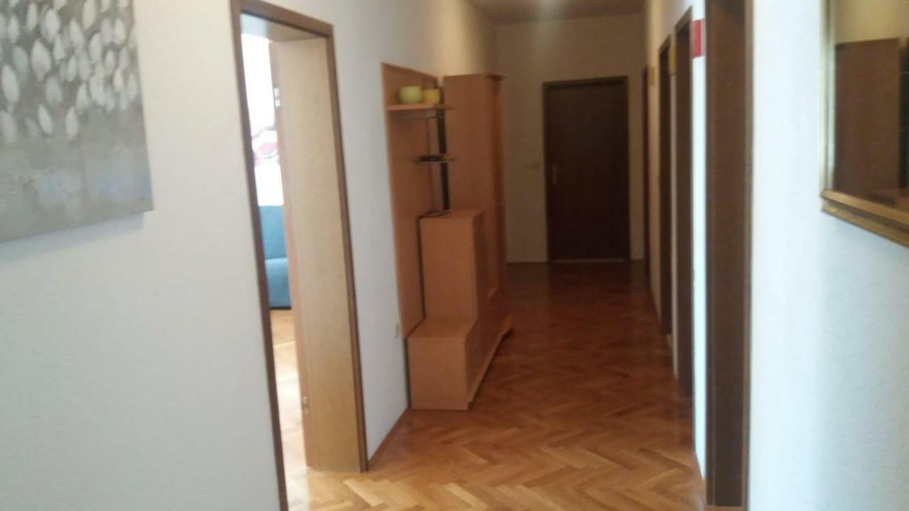 Apartman Teklic Kaštela Eksteriør bilde