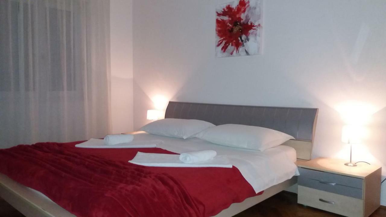 Apartman Teklic Kaštela Eksteriør bilde